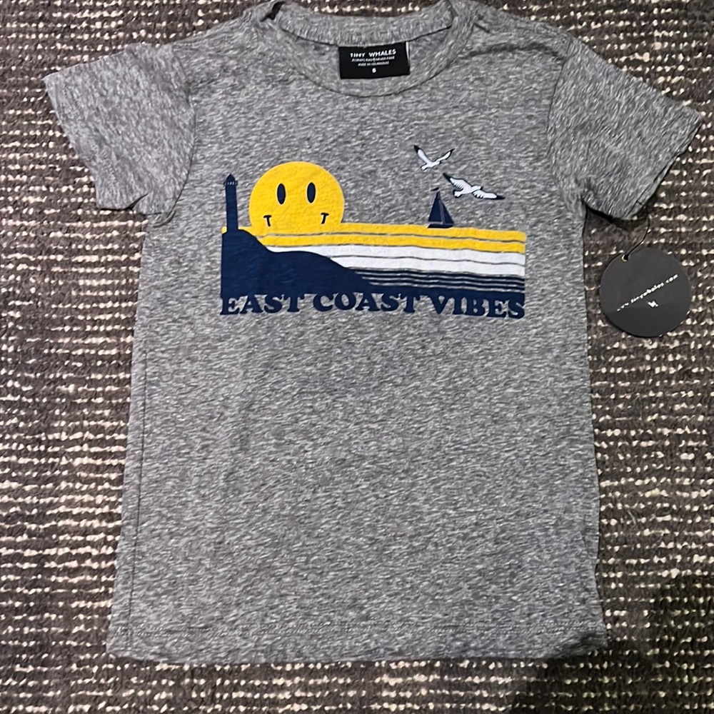 Boys super soft tri blend tee by Tiny Whales size 5T